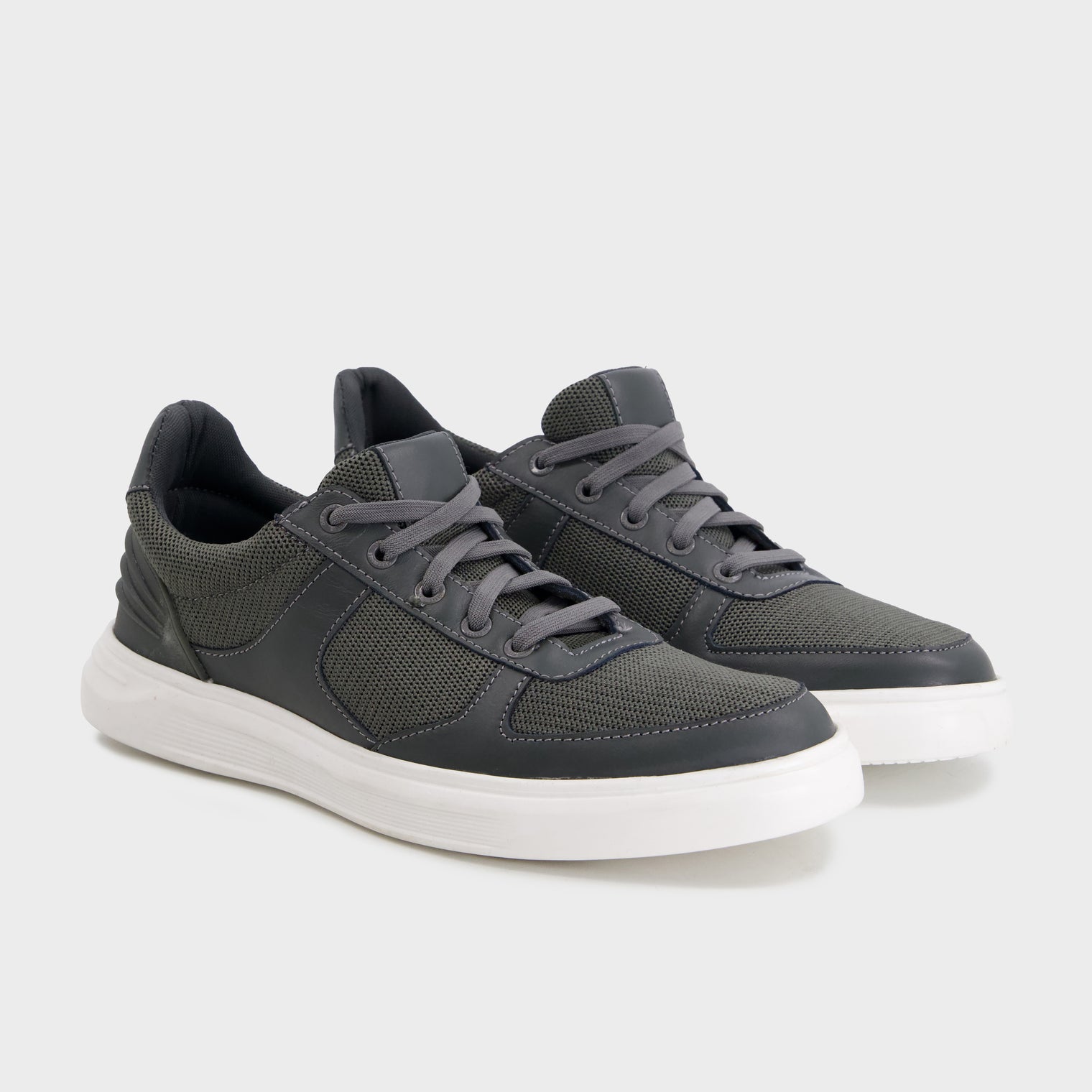 Dark Grey Amplitude Lowease Everyday Trainers