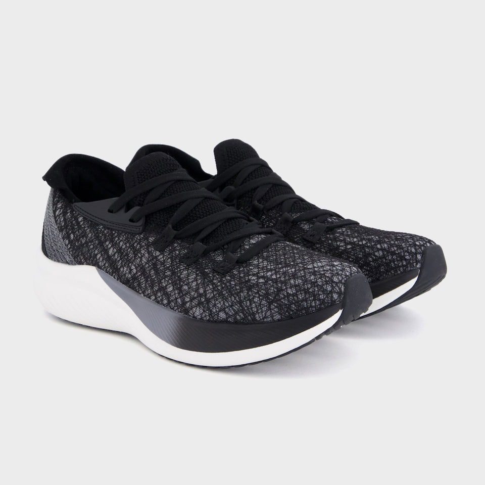 buy online training sneakers for men in Pakistan