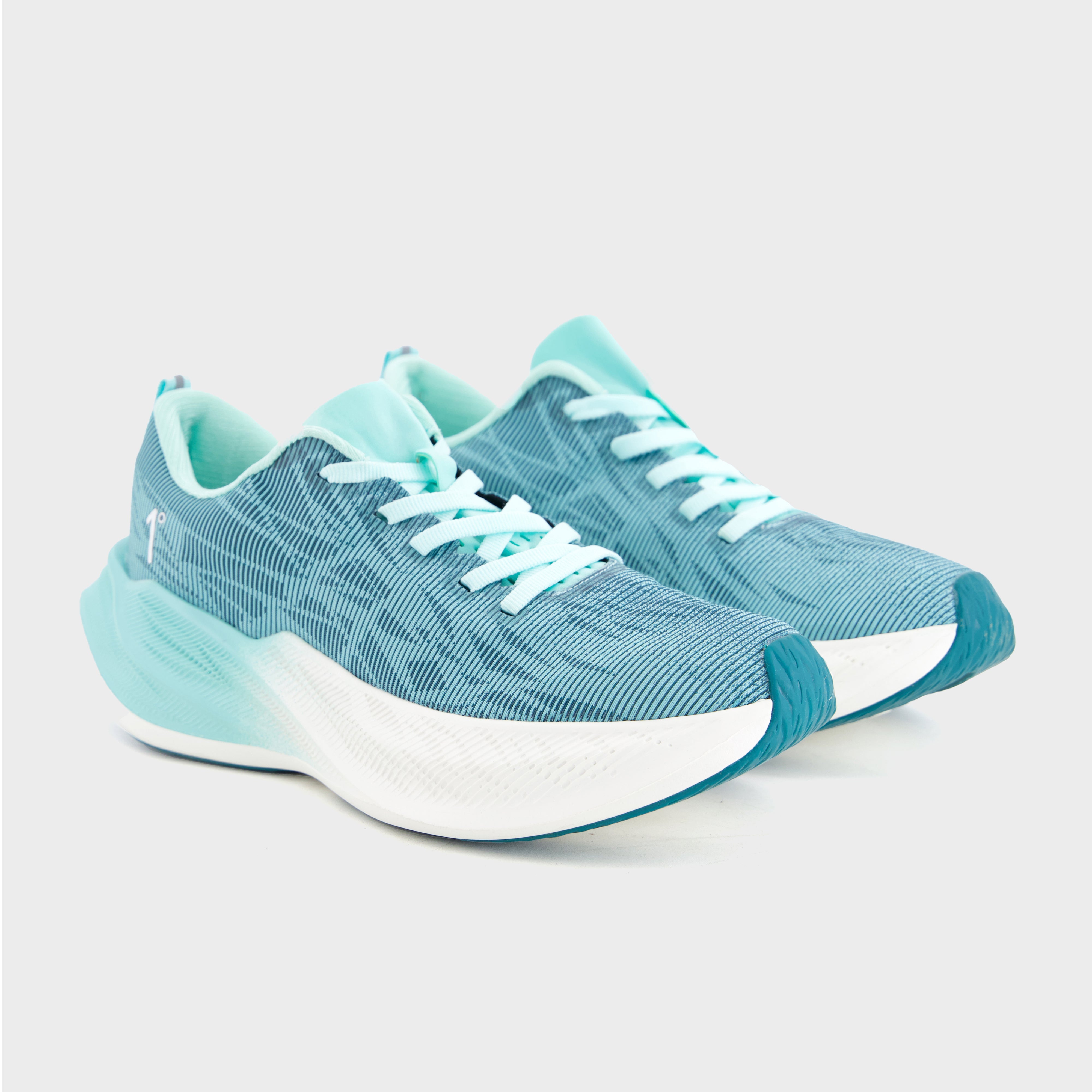 Shop best sneakers in pakistan