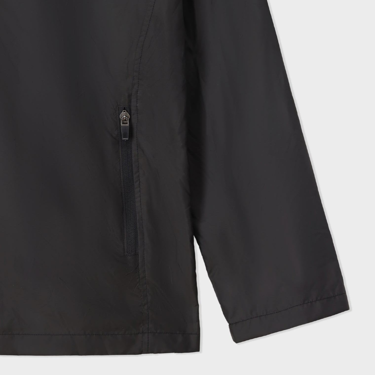 Black Wind breaker