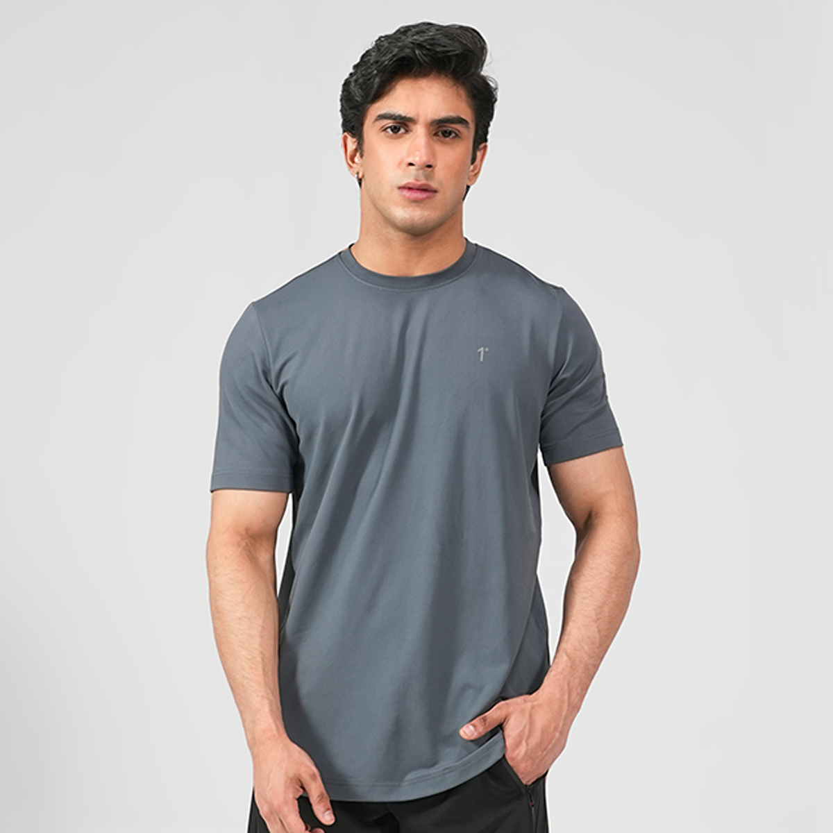 Buy online gym outfit for men in pakistan