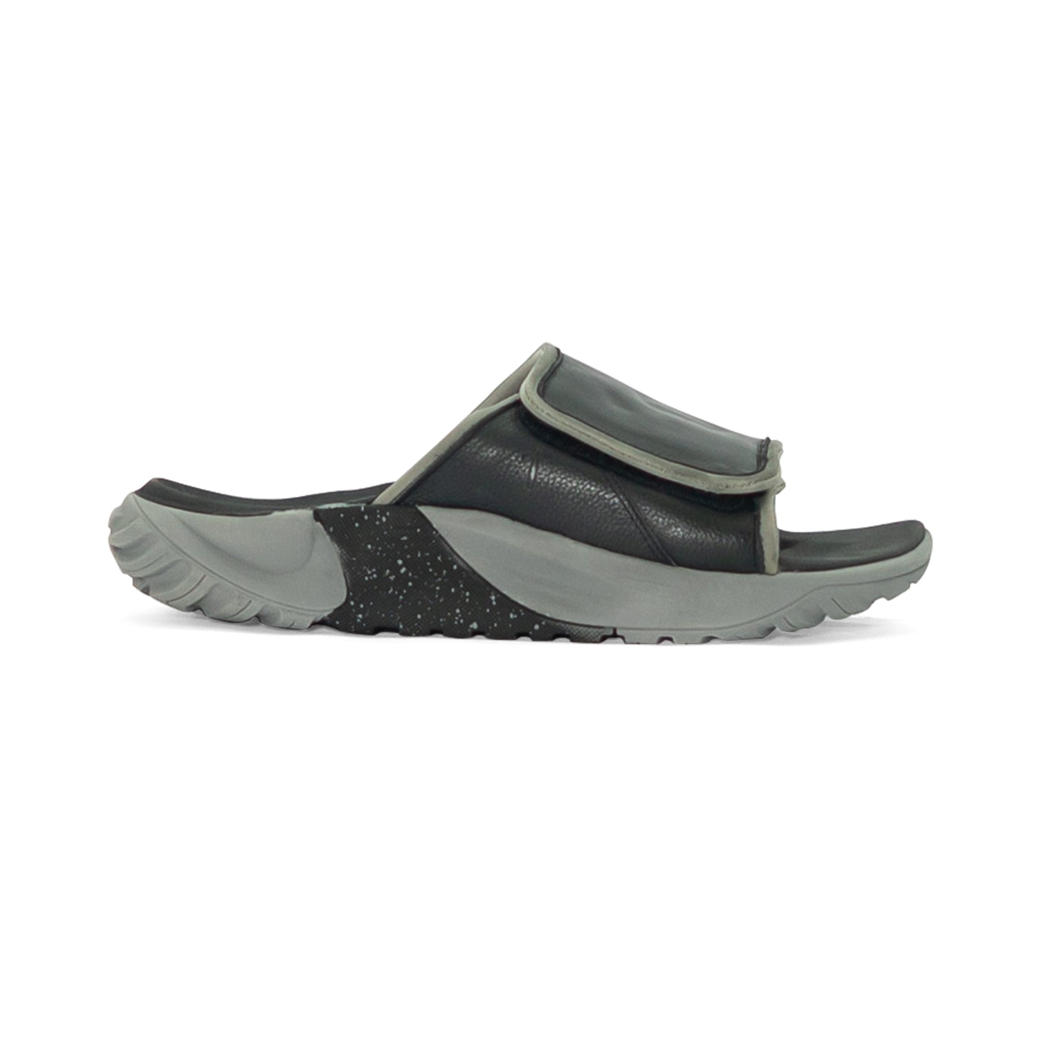 Bolt Black Slide