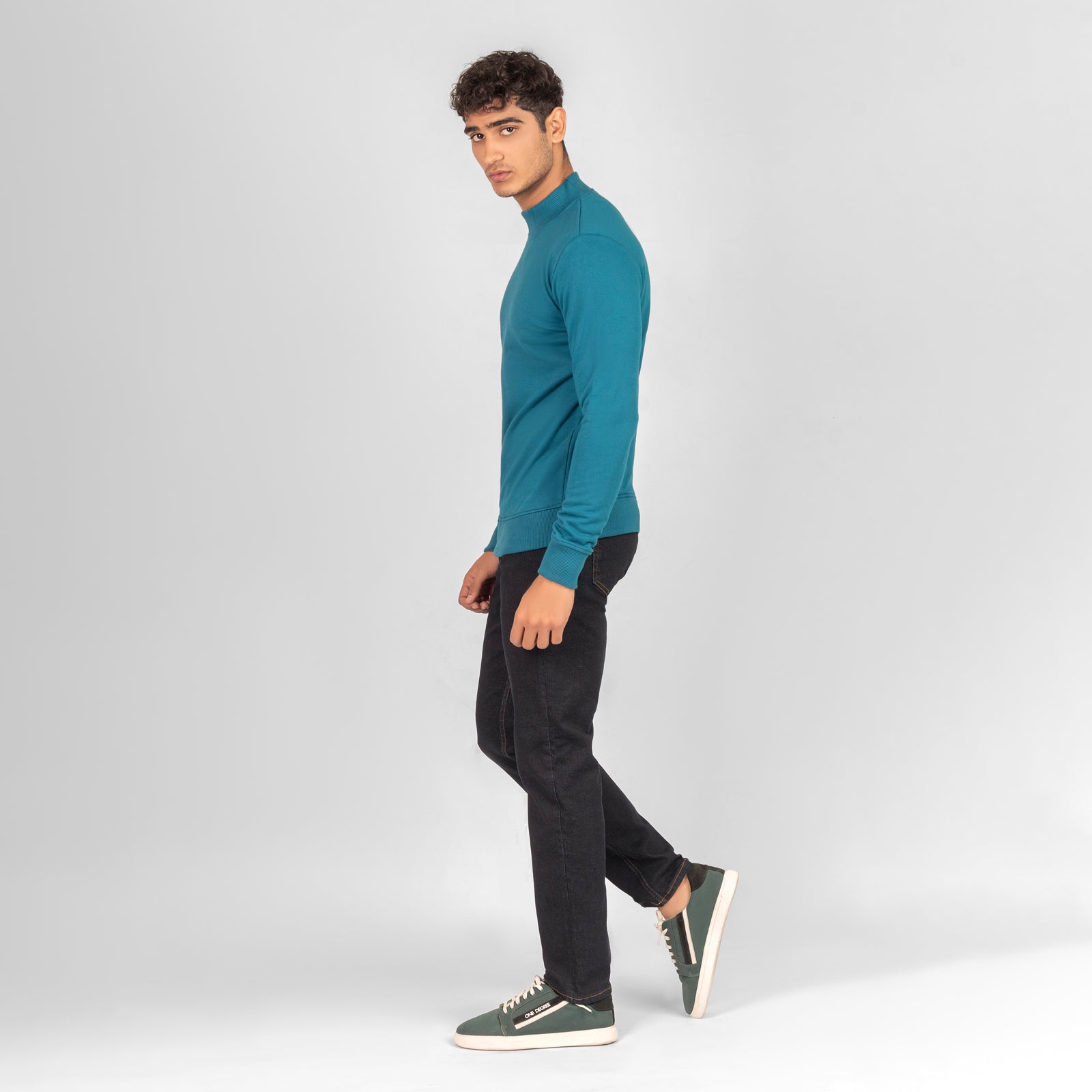 Regular Fit Blue SwetShirt